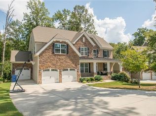 2221 Deer Meadows Dr, Waxhaw, NC 28173
