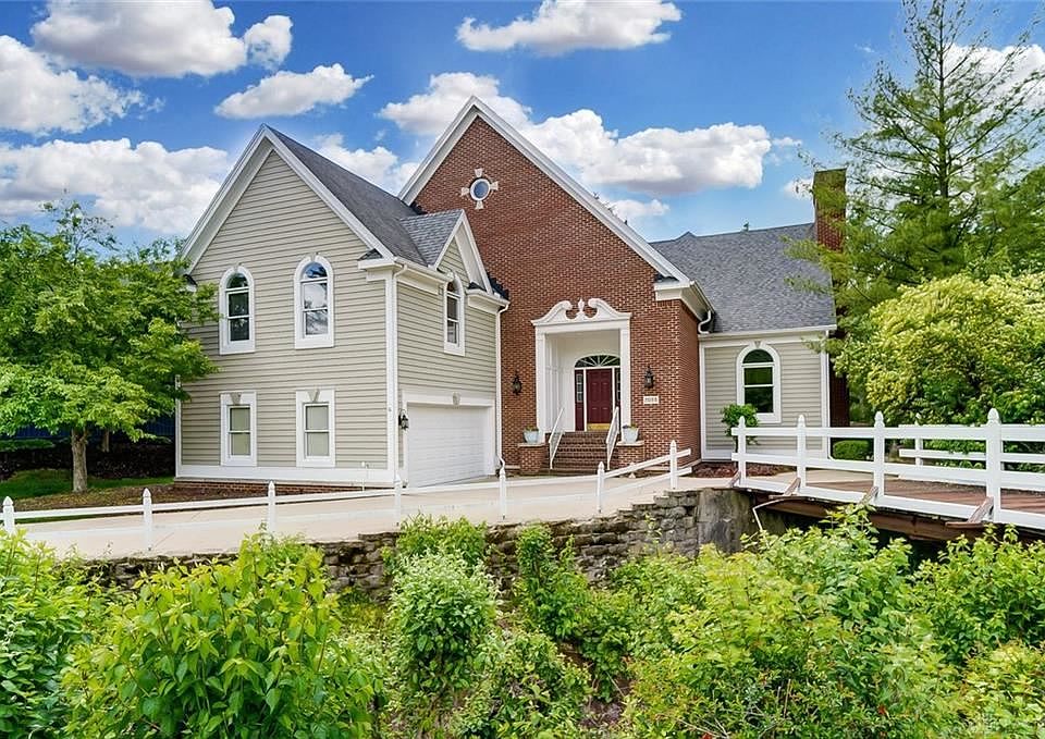 1st image of 7055 Forest Brook Blvd