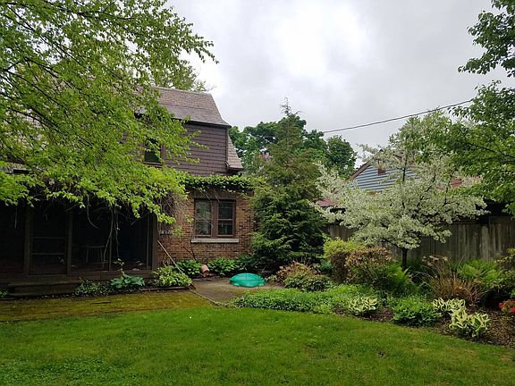 3rd image of 47 Garden Ct