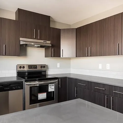401 Athabasca Ave Photo 1
