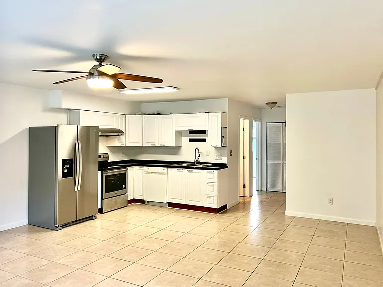 647 Hind Iuka Dr — Photo 3