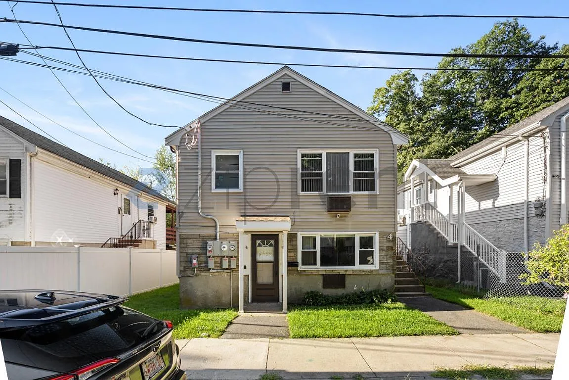 2 bed, 800 sqft, $2,800 — Photo 1