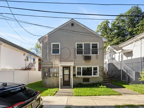 4 Gladeside Ter Floor 1, Mattapan, MA 02126
