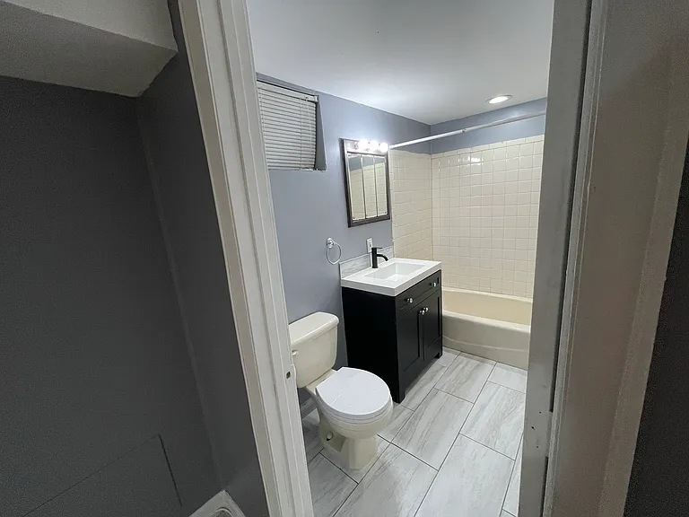216 Carnation Ct #BASEMENT — Photo 11