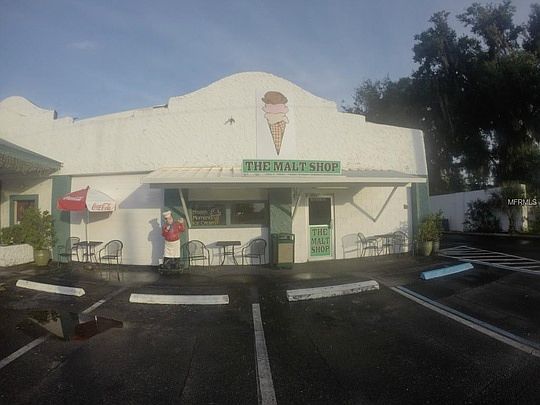 2nd image of 605 N Central Ave