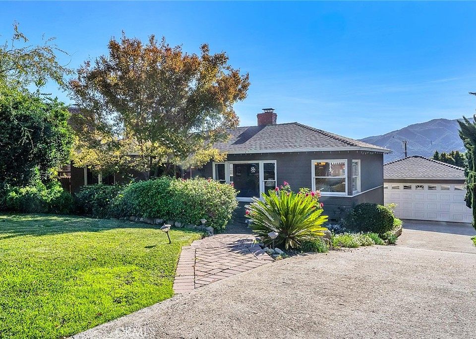 1st image of 2544 Evelyn St