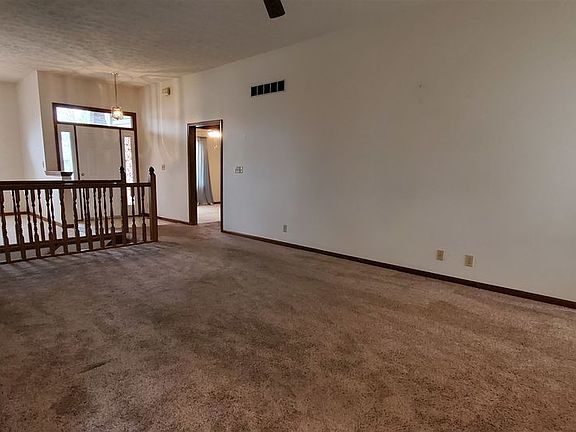 5th image of 3863 Baldwin Ave