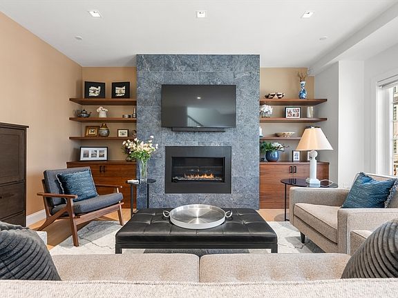 2nd image of 21 Crowninshield Rd #21