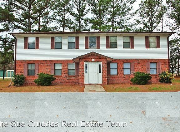 2nd image of 109 Ravenwood Dr APT B