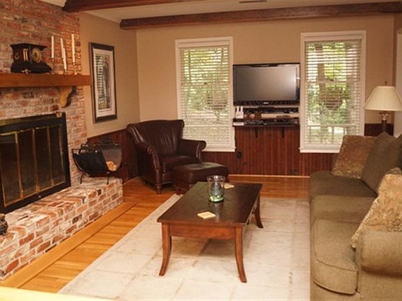 3rd image of 100 Montverde Dr