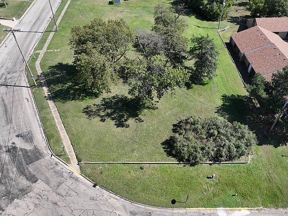 4th image of 0 Blake St #3