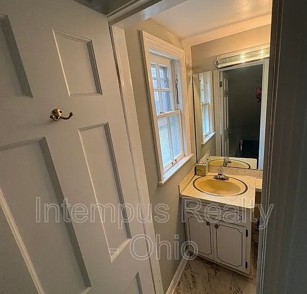 3882 Faversham Rd — Photo 13