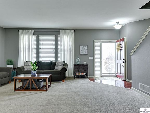 5th image of 7534 N 89th St