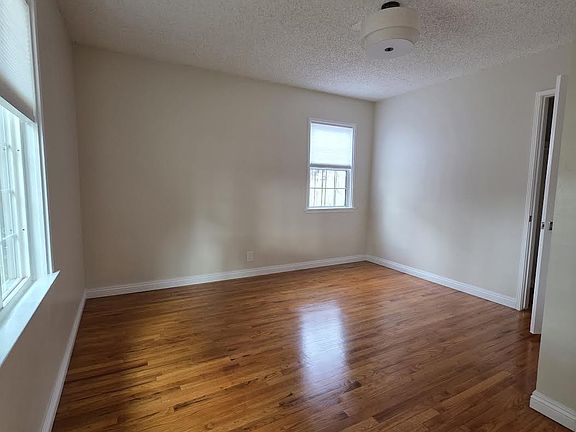 Bedroom #1