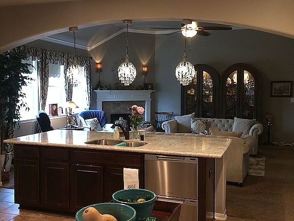 2nd image of 2717 Scarlet Oak Dr