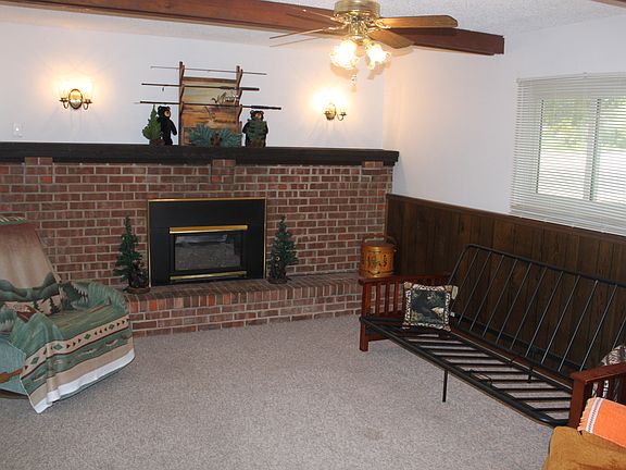 5th image of 1042 Galley Pl