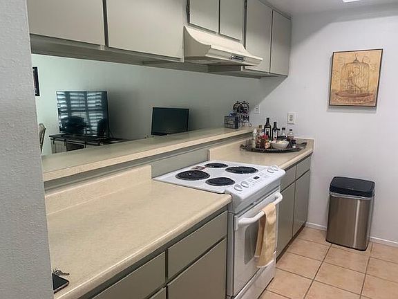 5th image of 40789 La Costa Cir E