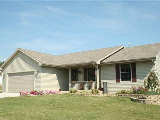 1st image of 4418 White Oak Dr