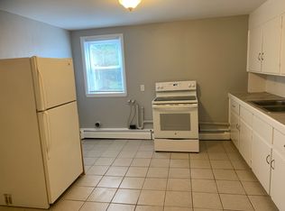 41 Elm St #103, Saco, ME 04072