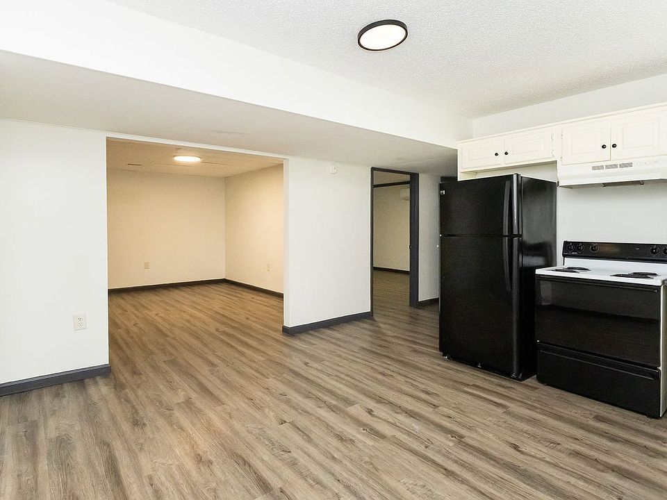 1st image of 6923 Greenway Dr #C