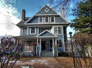 930 Quinnipiac Ave APT 2, New Haven, CT 06513