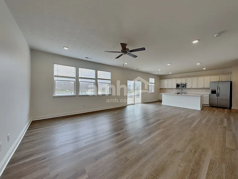 890 Heritage Blvd — Photo 6