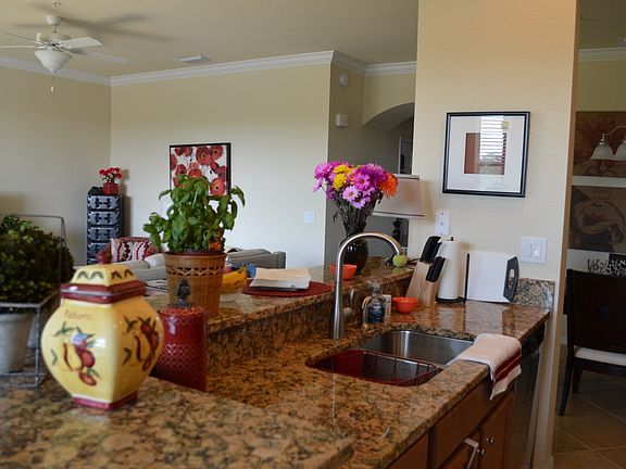 5th image of 9735 Acqua Ct Unit 646