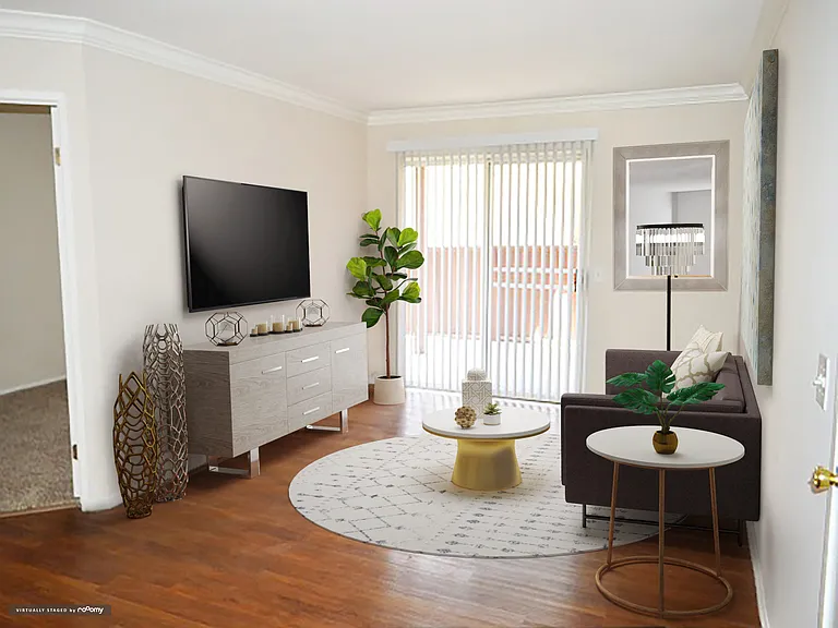 Meadowood Apartments — Photo 6