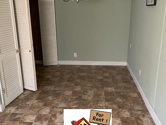 4th image of 415 12th Ave