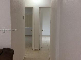 60 Palmetto Dr #60, Miami, FL 33166