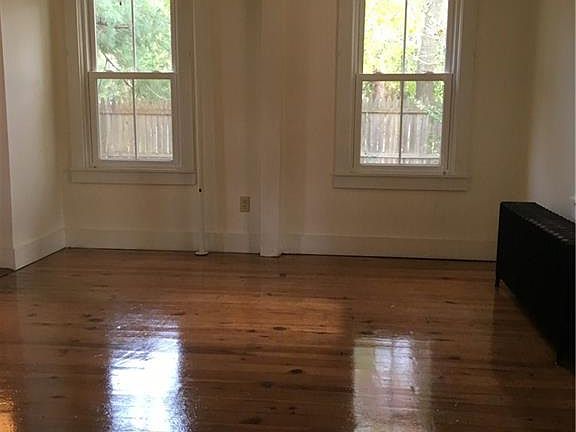 5th image of 3721 Kingstown Rd