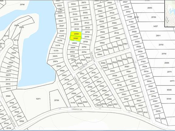 2nd image of 300 Ivanhoe Dr E