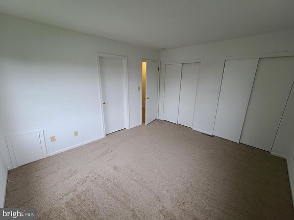 3rd image of 401 Woodmill Ct