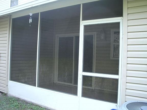 2nd image of 1883 Lago Del Sur Dr