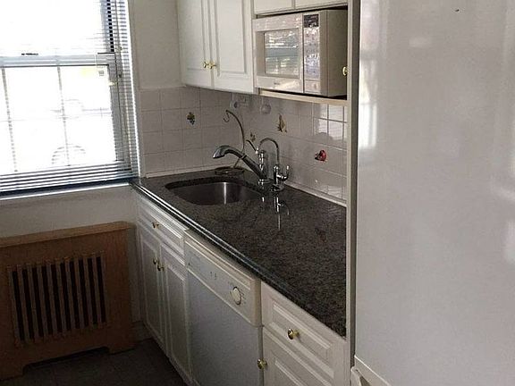 3rd image of 69-47 213th St #A