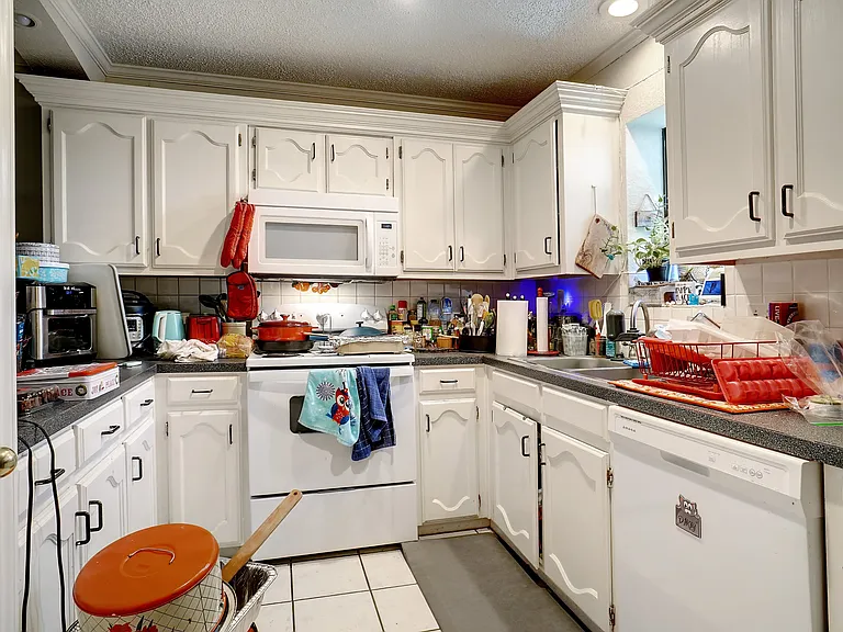 1417 Copper Ridge St — Photo 11