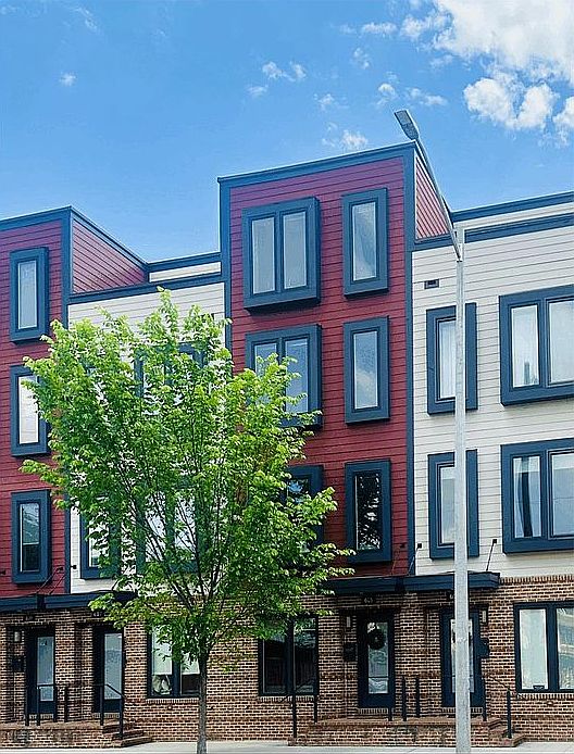 1st image of 605 N Henry St