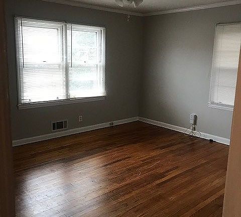 2nd image of 1397 Belmont Ave SE