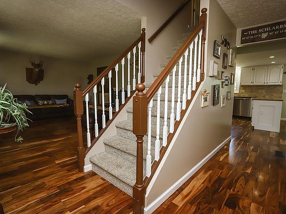 5th image of 6650 King Arthurs Ct NW