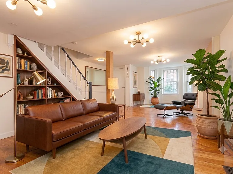 182 Patchen Ave #1 — Photo 1
