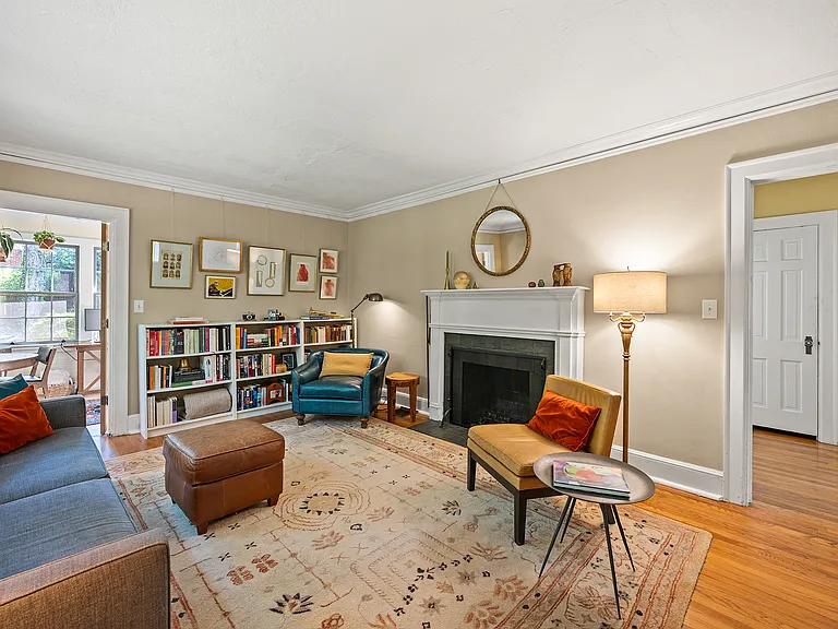 321 Milledge Hts — Photo 5