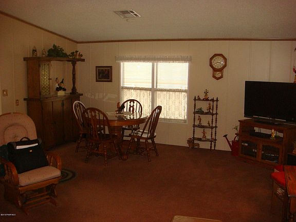 4th image of 800 Wildflower Dr