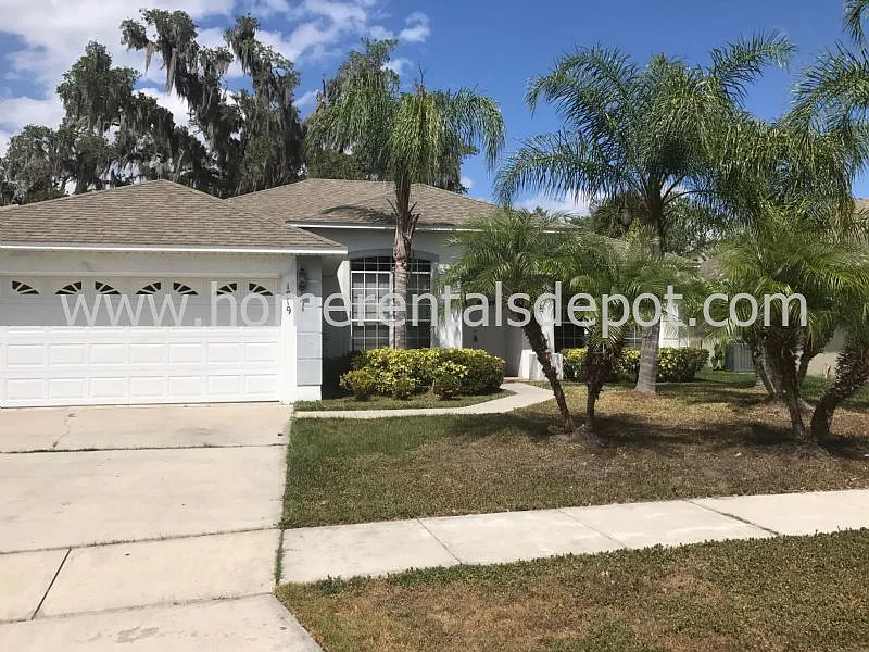 3 bed, 2.0 bath, 1839 sqft, $2,250 — Photo 2