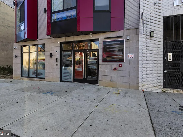 2209 N Broad St #402 — Photo 12