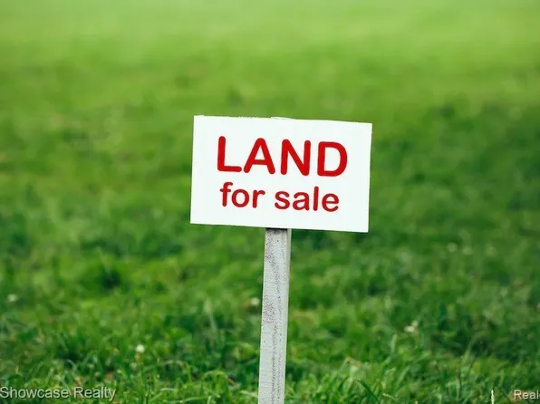 0 Tamson St, West Bloomfield, MI 48324