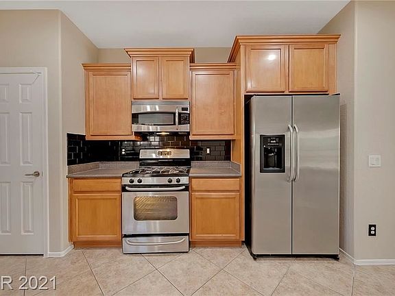 5th image of 6090 Saddle Horse Ave