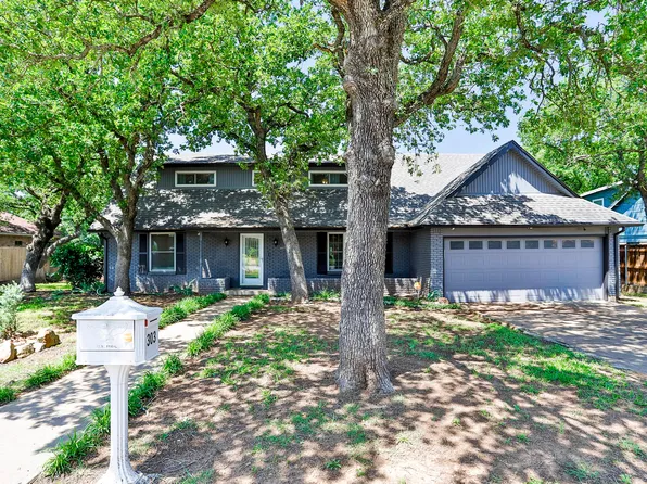 303 NW 7th Ave, Mineral Wells, TX 76067