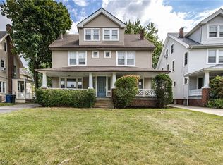 2393 Woodmere Dr, Cleveland Heights, OH