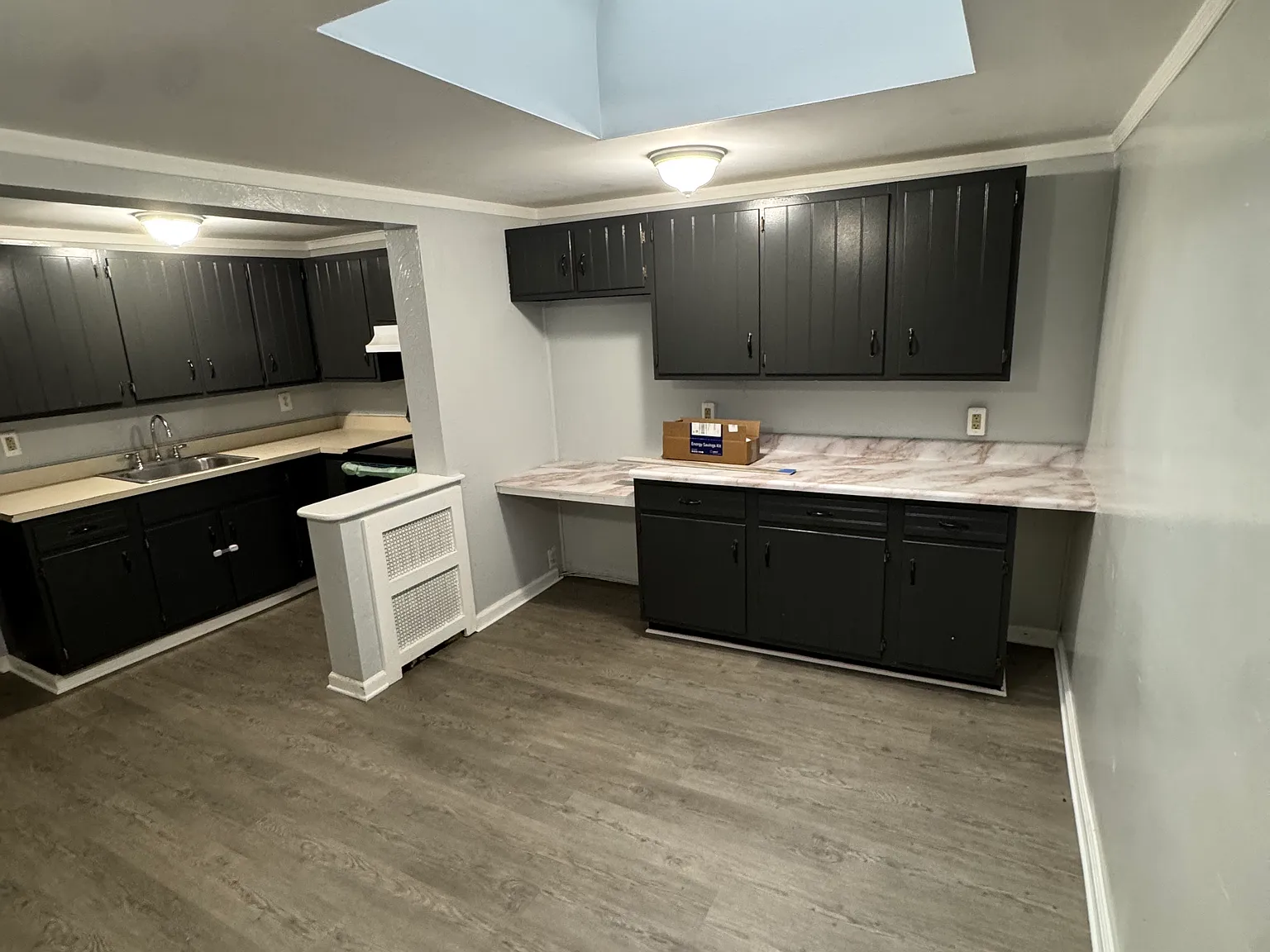 3 bed, 1343 sqft, $2,000 — Photo 2