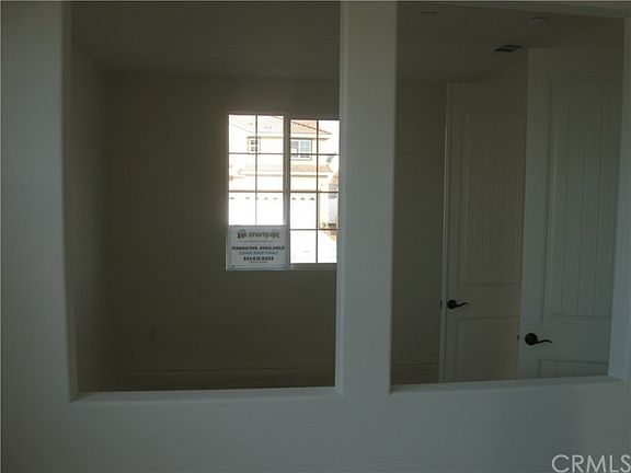 4th image of 15791 Turnberry St